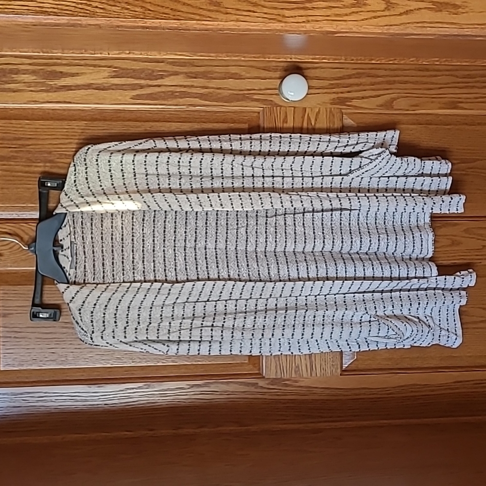 ☘️Cream and Black stripe Cardigan